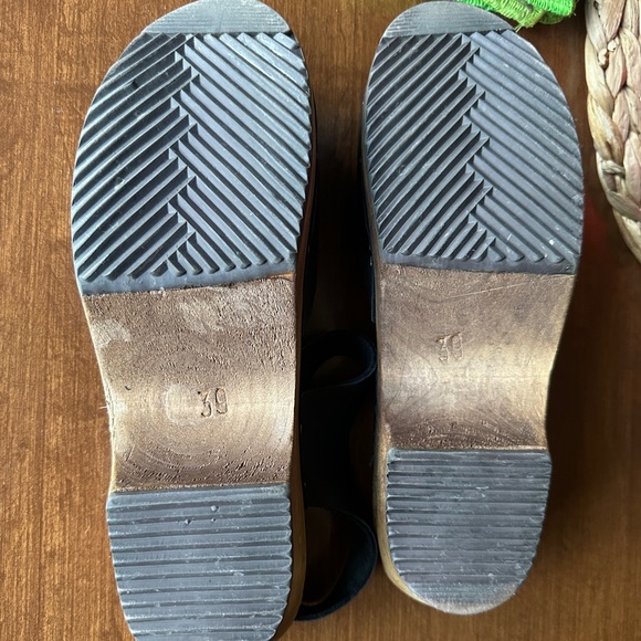 Lotta wooden Swedish Clogs - Picture 2 of 4